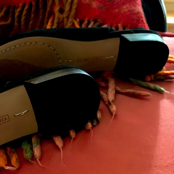 Beautiful Black Suede Vince Camuto Matilda sling back, size 6 - Picture 6 of 10